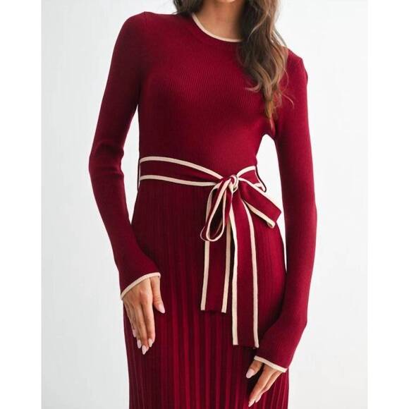 NEW CAMELLIA midi sweater dress in burgundy - Picture 4 of 8